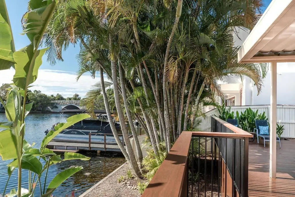 بيت للعطل The Seahorse ~ Family & Pooch Friendly Home نوسافيل
